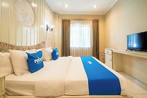 Rehat at Ottenville Boutique Hotel