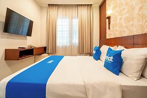 Rehat at Ottenville Boutique Hotel