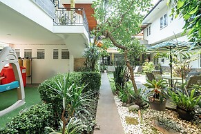 Rehat at Ottenville Boutique Hotel