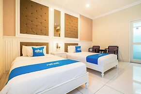 Rehat at Ottenville Boutique Hotel