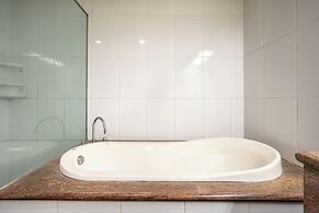 Rehat at Ottenville Boutique Hotel