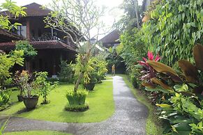 Sri Aksata Ubud Resort