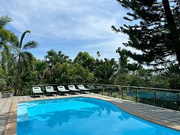 Thara Bayview Villa