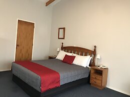 Edelweiss Motel