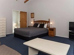 Edelweiss Motel