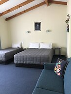 Edelweiss Motel