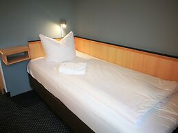 Hotel NearBy