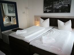 Hotel NearBy