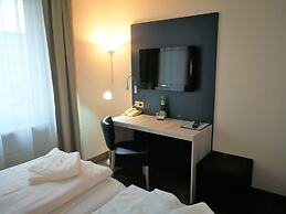 Hotel NearBy