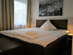 Hotel NearBy