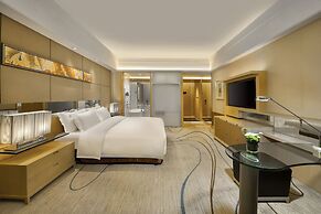 Royal Garden Hotel