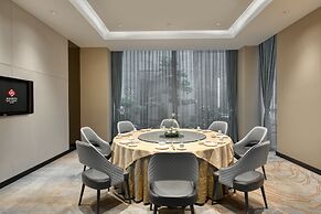 Royal Garden Hotel