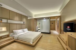 Royal Garden Hotel