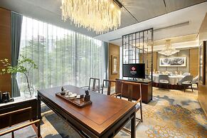 Royal Garden Hotel