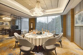 Royal Garden Hotel