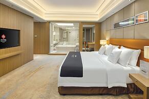 Royal Garden Hotel