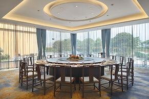 Royal Garden Hotel