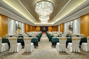 Royal Garden Hotel