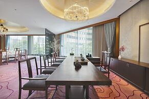 Royal Garden Hotel