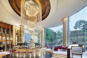 Royal Garden Hotel