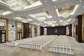 Royal Garden Hotel