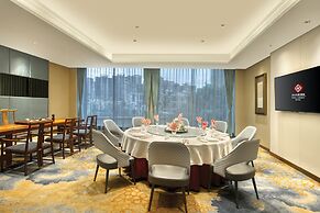 Royal Garden Hotel