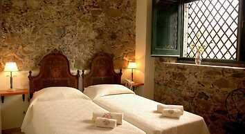 Antico Borgo Etneo Country Hotel