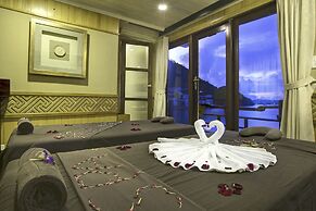 Halong Glory Legend Cruise