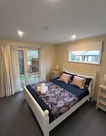 Vibrant Living Retreat