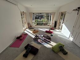 Vibrant Living Retreat