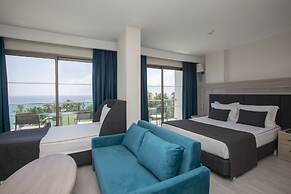 Falcon Hotel