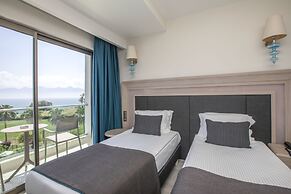 Falcon Hotel