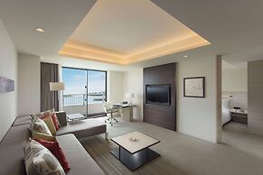 Hilton Okinawa Chatan Resort