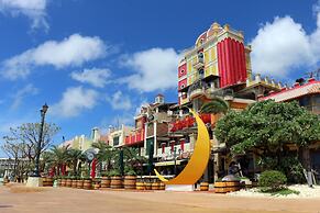 Hilton Okinawa Chatan Resort