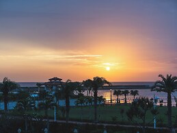 Hilton Okinawa Chatan Resort