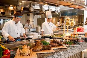 Hilton Okinawa Chatan Resort