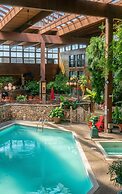 Prestige Vernon Lodge and Conference Centre