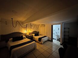 Berlor Airport Inn