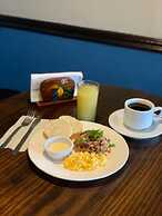 Berlor Airport Inn
