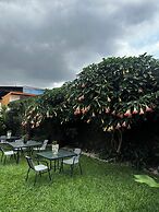 Berlor Airport Inn
