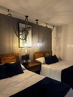 Berlor Airport Inn