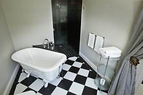 Long Street Boutique Hotel