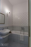 Villa Estera - Hotel & Restauracja