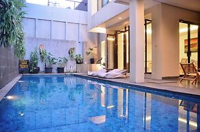 Jasmine Cozy Villa 3 BR Heated Pool and Billiard