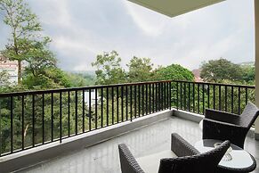 Jasmine Cozy Villa 3 BR Heated Pool and Billiard