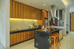 Jasmine Cozy Villa 3 BR Heated Pool and Billiard
