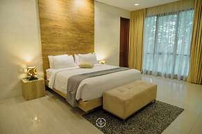 Harmony Hilltop City View 4BR Villa With Pool