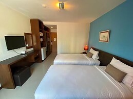 WE Valley Hotel
