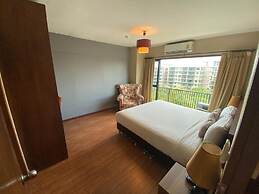 WE Valley Hotel