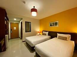 WE Valley Hotel